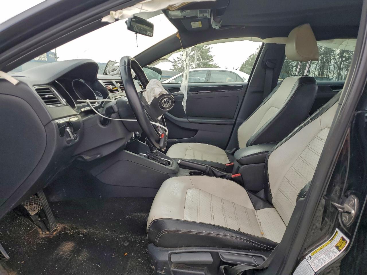 Volkswagen Jetta Se Image 10