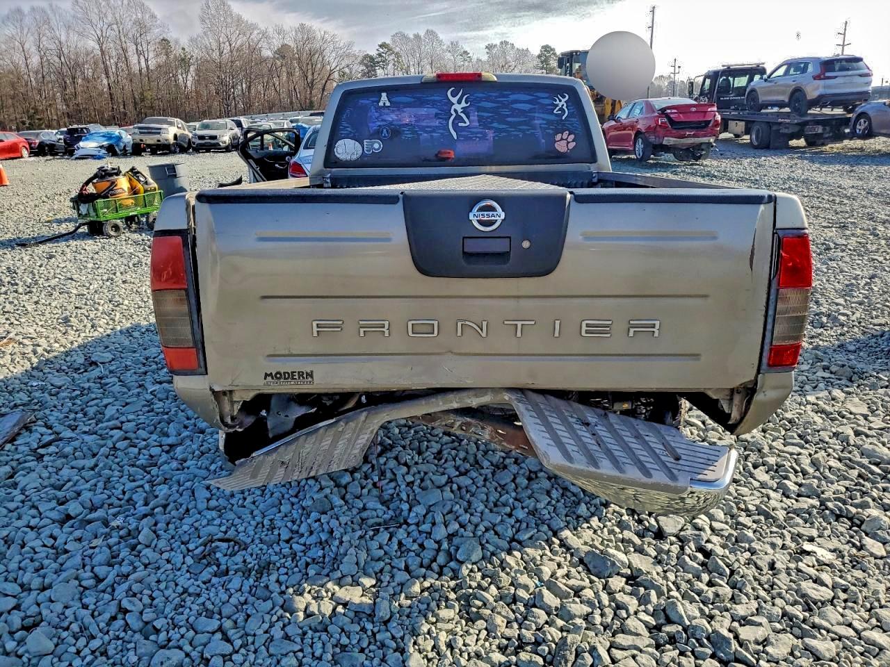 Nissan Frontier King Cab Xe Image 3