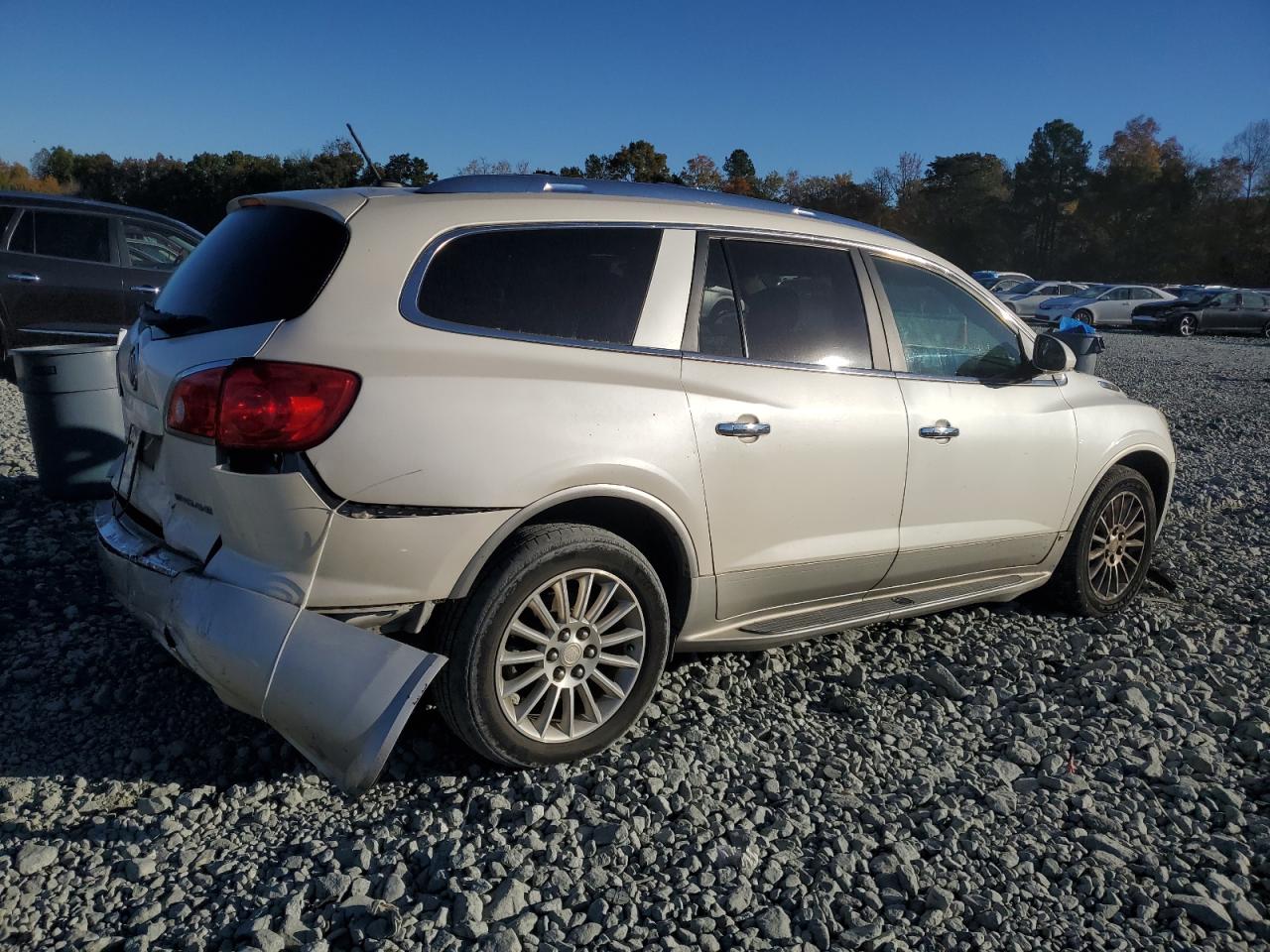 Buick Enclave Cx Image 8