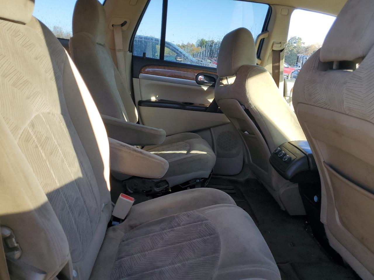 Buick Enclave Cx Image 5