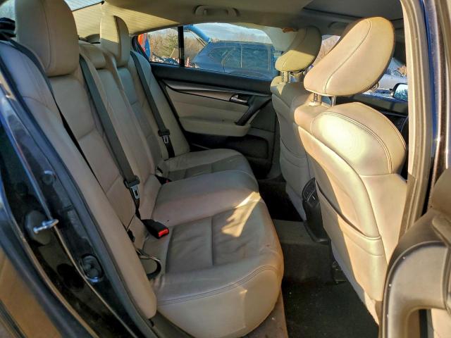 Acura TL Image 8