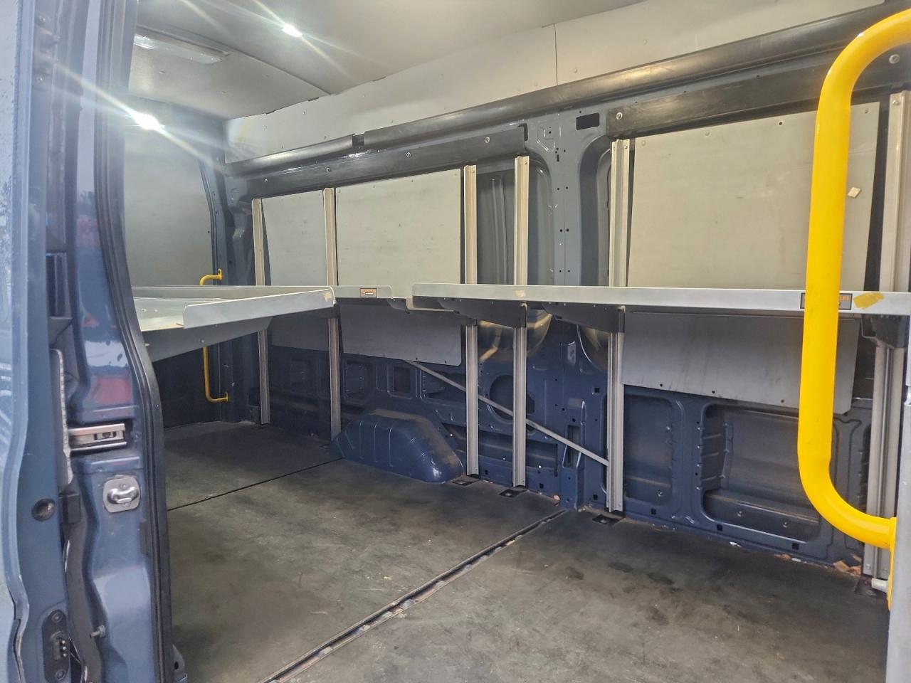 Ford Transit T-250 Image 10