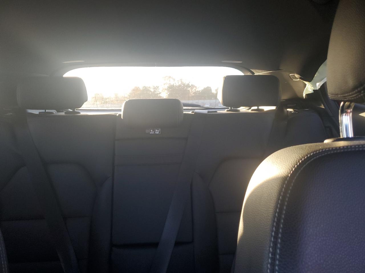 Mercedes-Benz GLA 250 Image 7