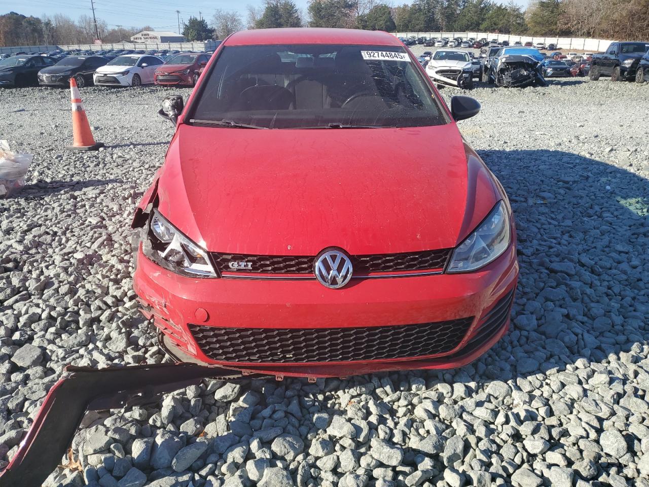 Volkswagen GTI S Image 2