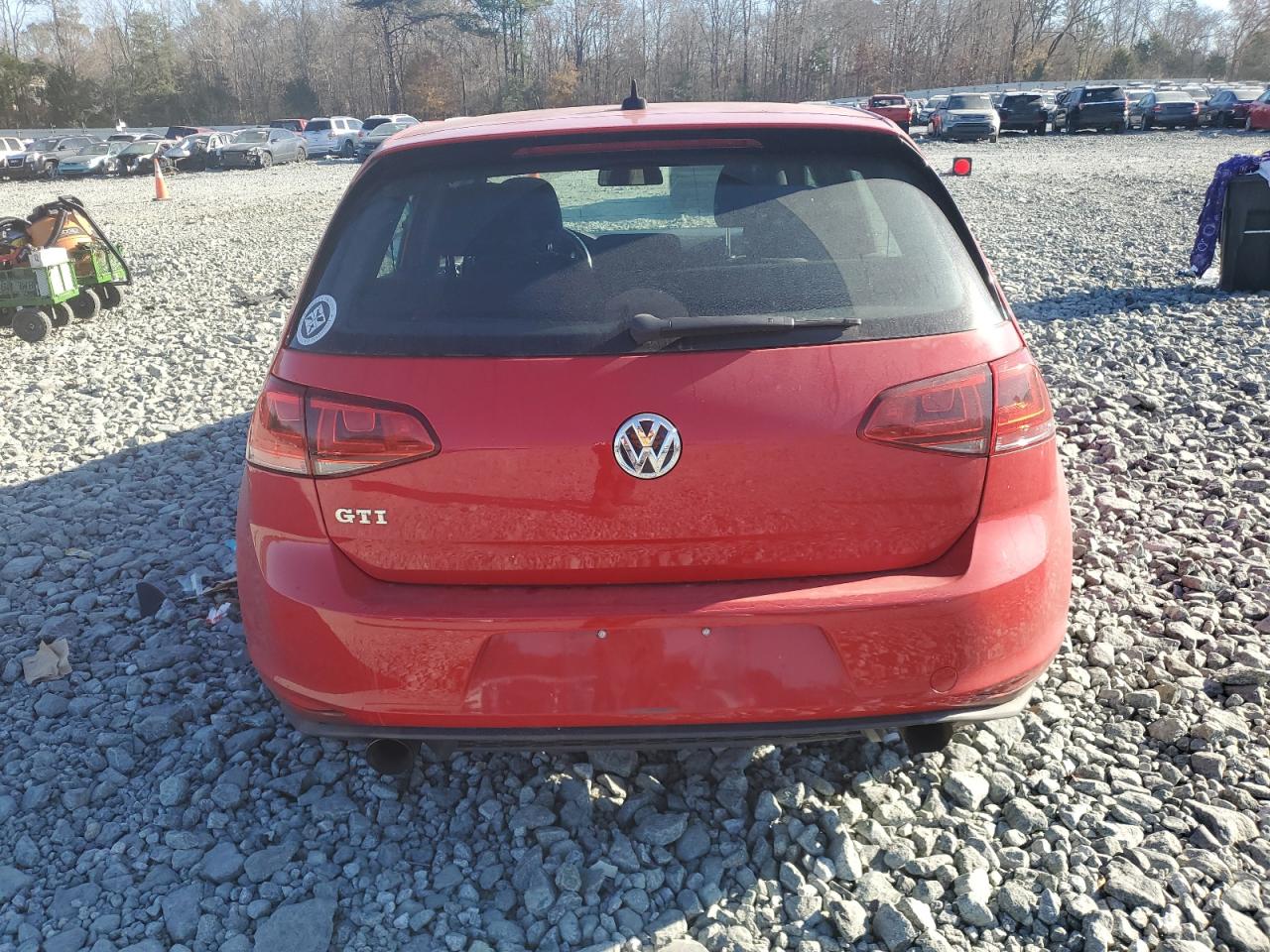 Volkswagen GTI S Image 3