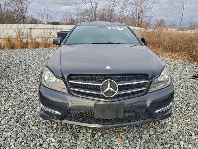 Mercedes-Benz C-Class 250 Image 8