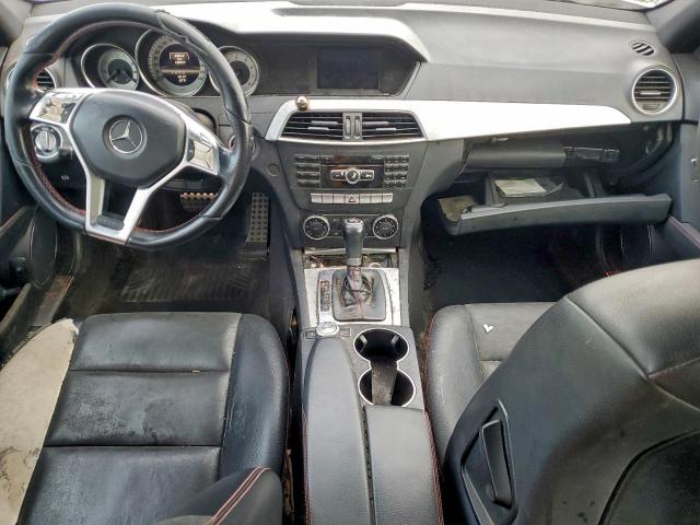 Mercedes-Benz C-Class 350 Image 9