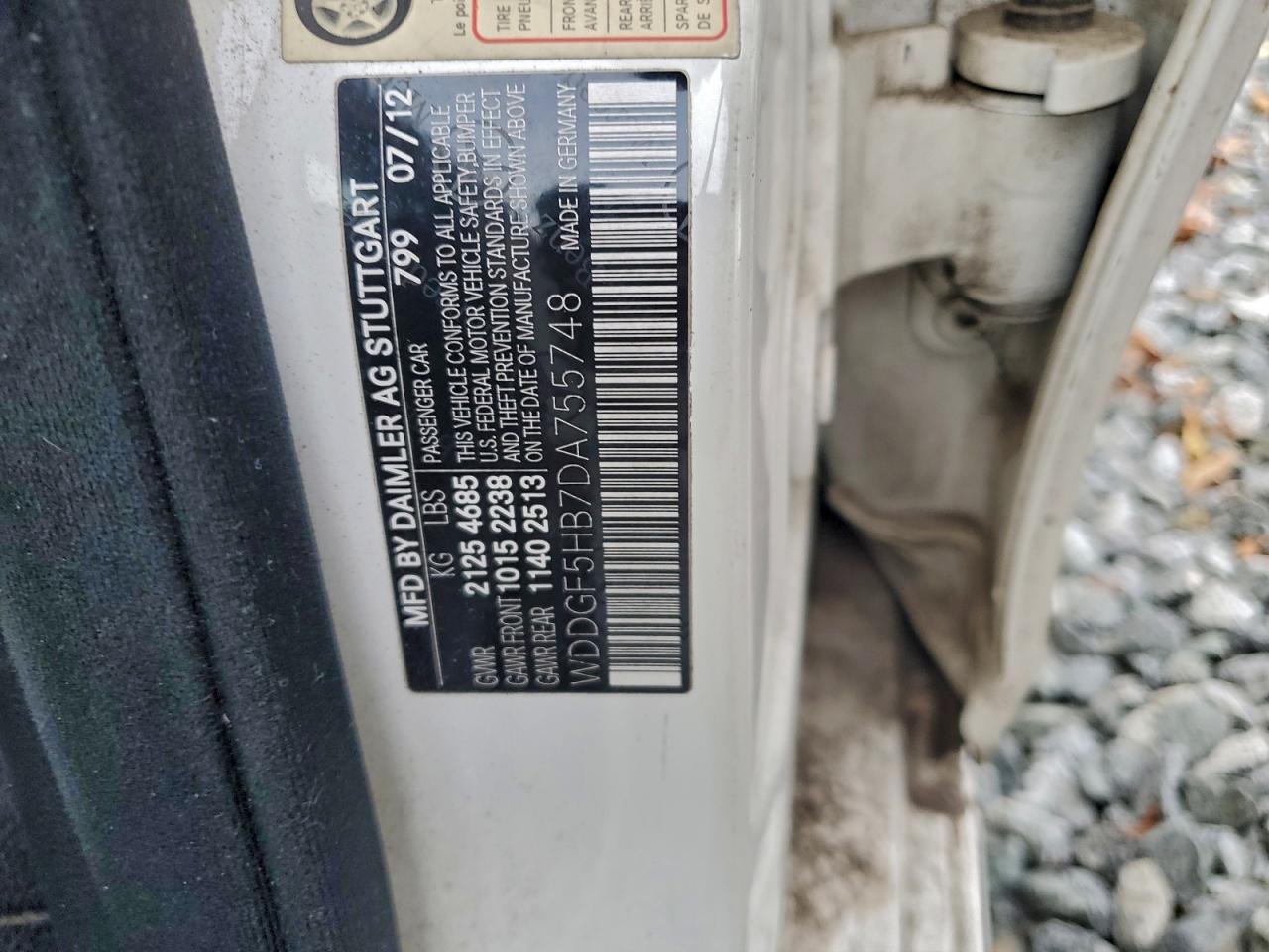 Mercedes-Benz C-Class 350 Image 11