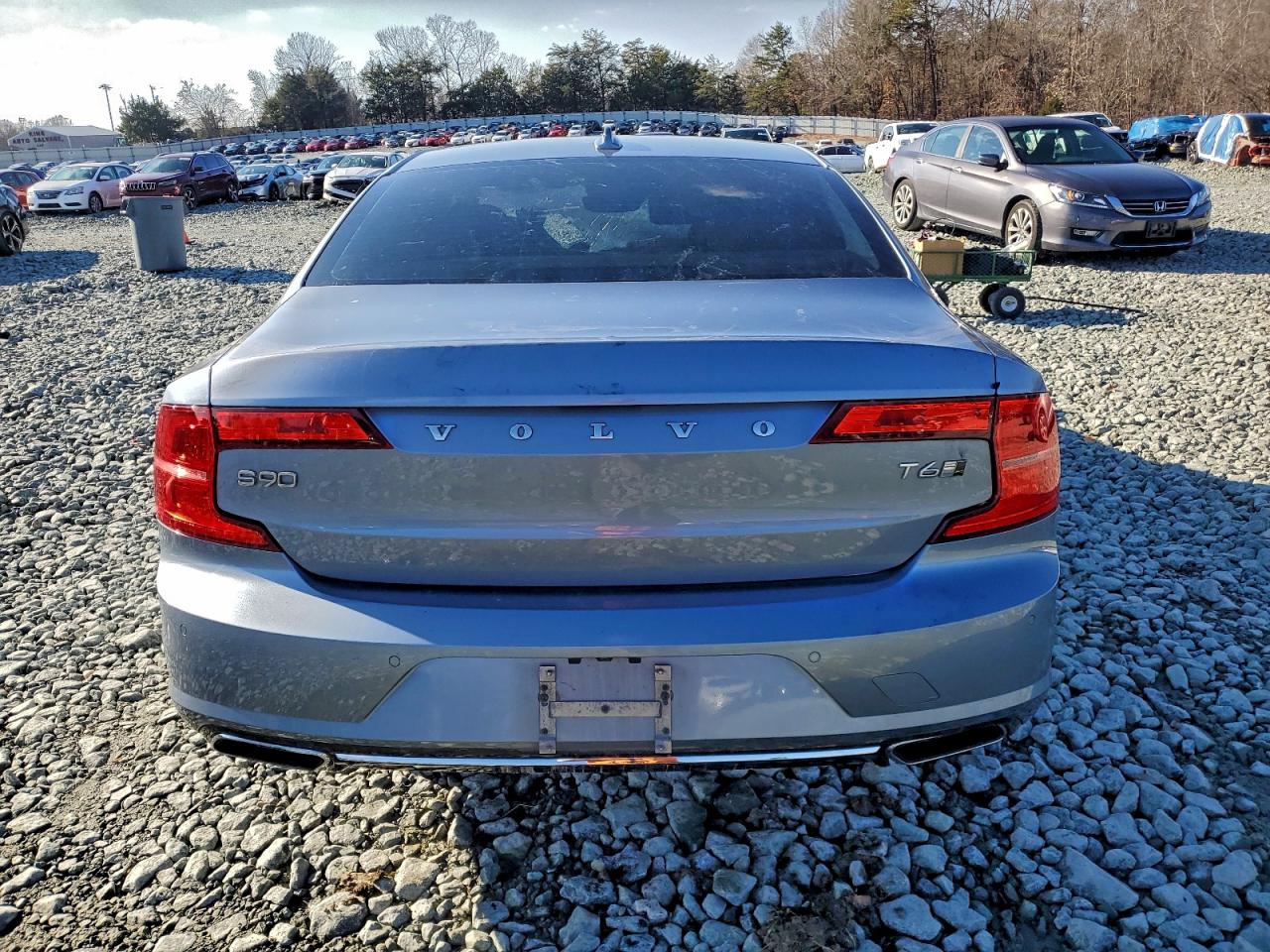 Volvo S90 T6 Inscription Image 4