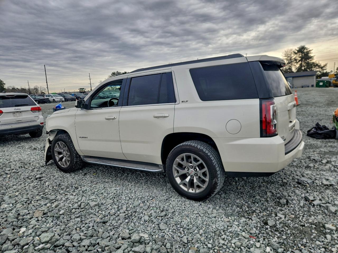 GMC Yukon Slt Image 7