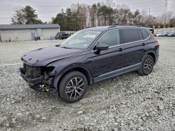  Salvage Volkswagen Tiguan