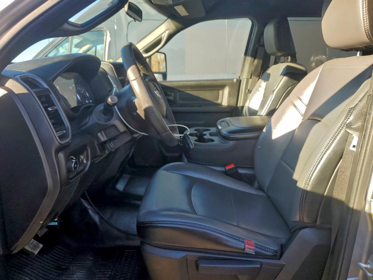 Ram 3500 Tradesman Image 5