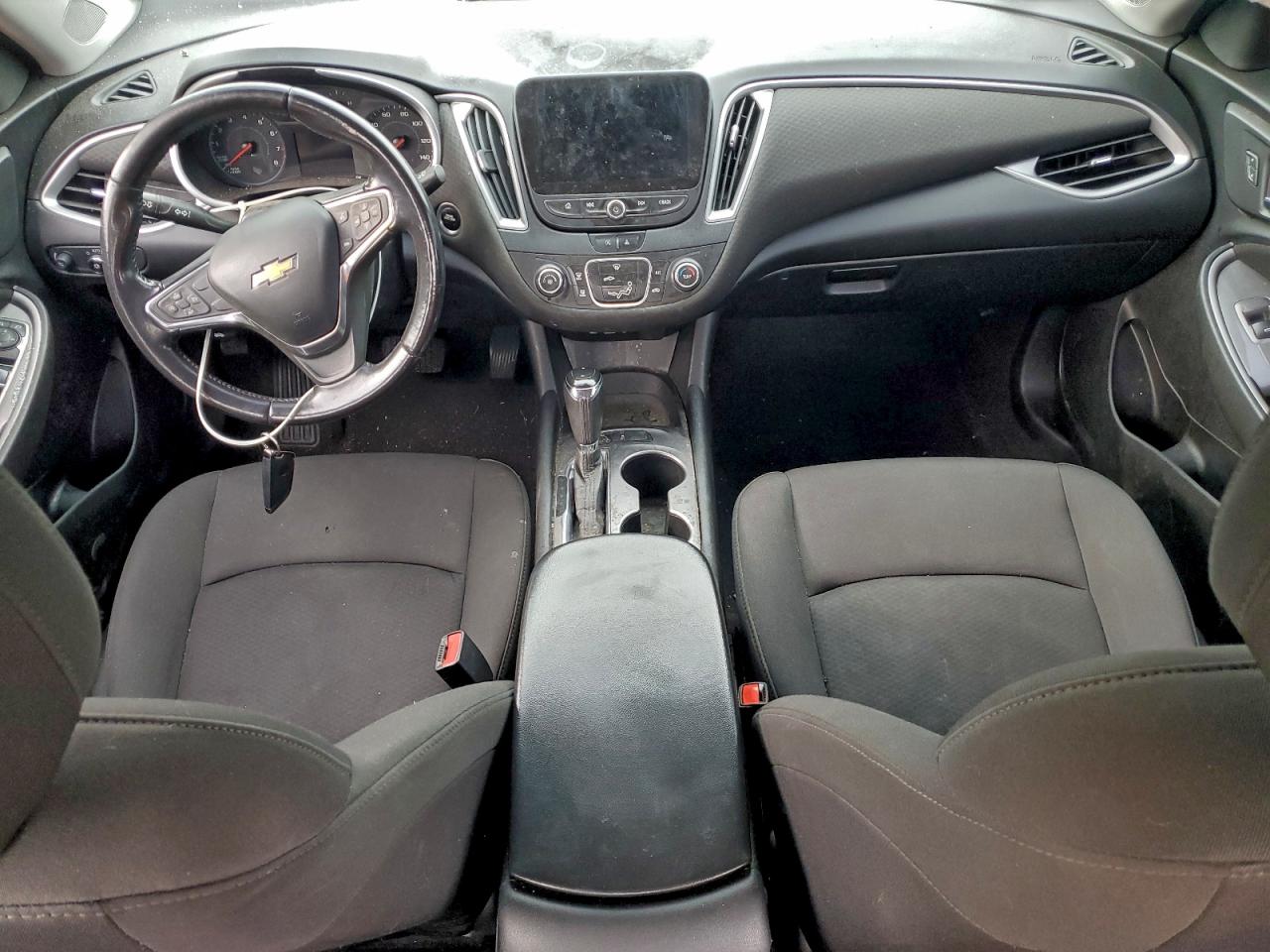 Chevrolet Malibu Rs Image 4