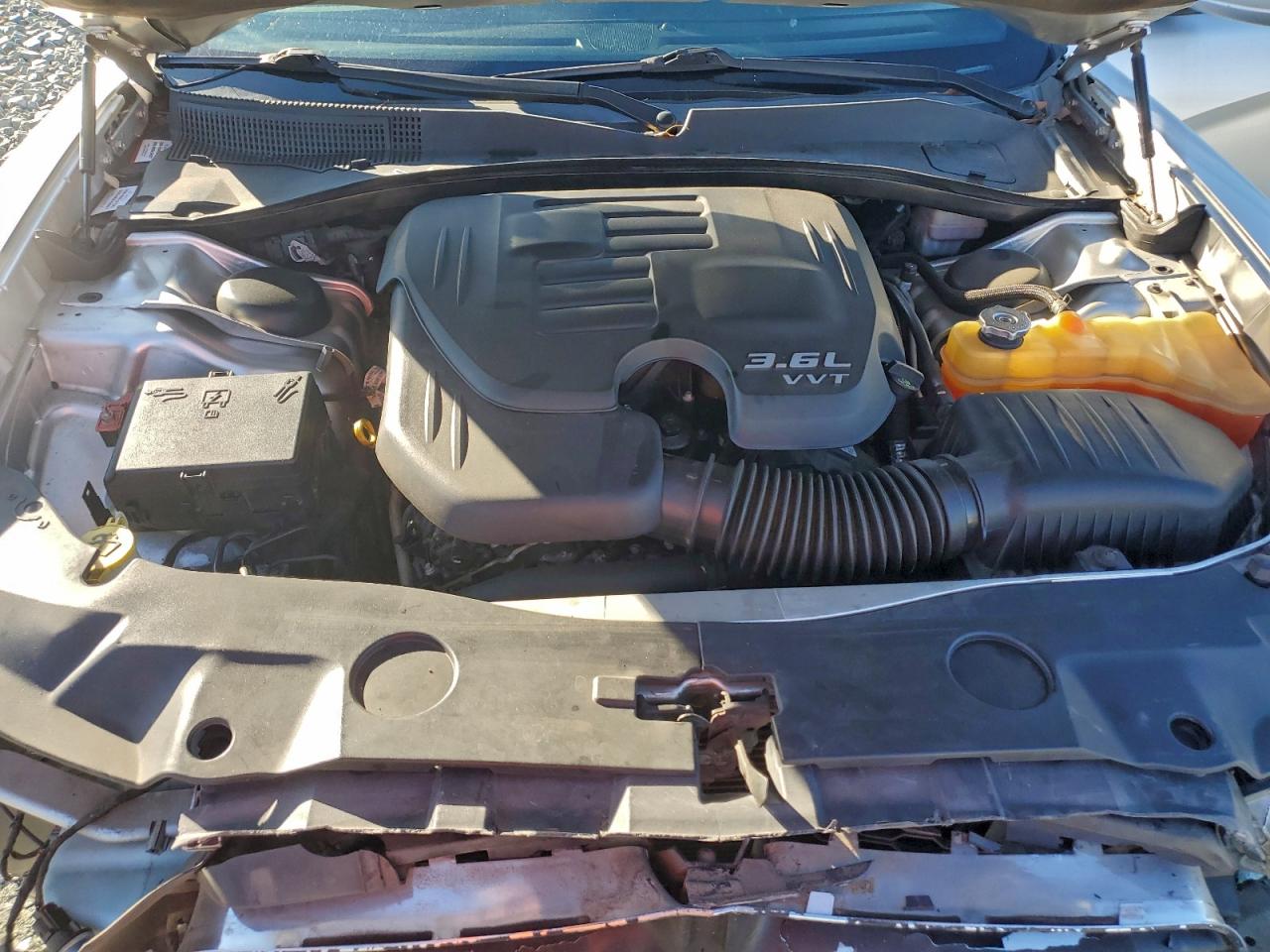 Dodge Charger Se Image 11