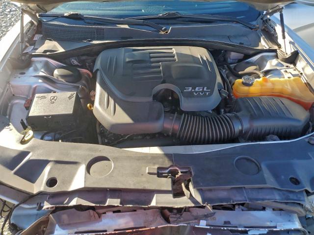 Dodge Charger Se Image 11