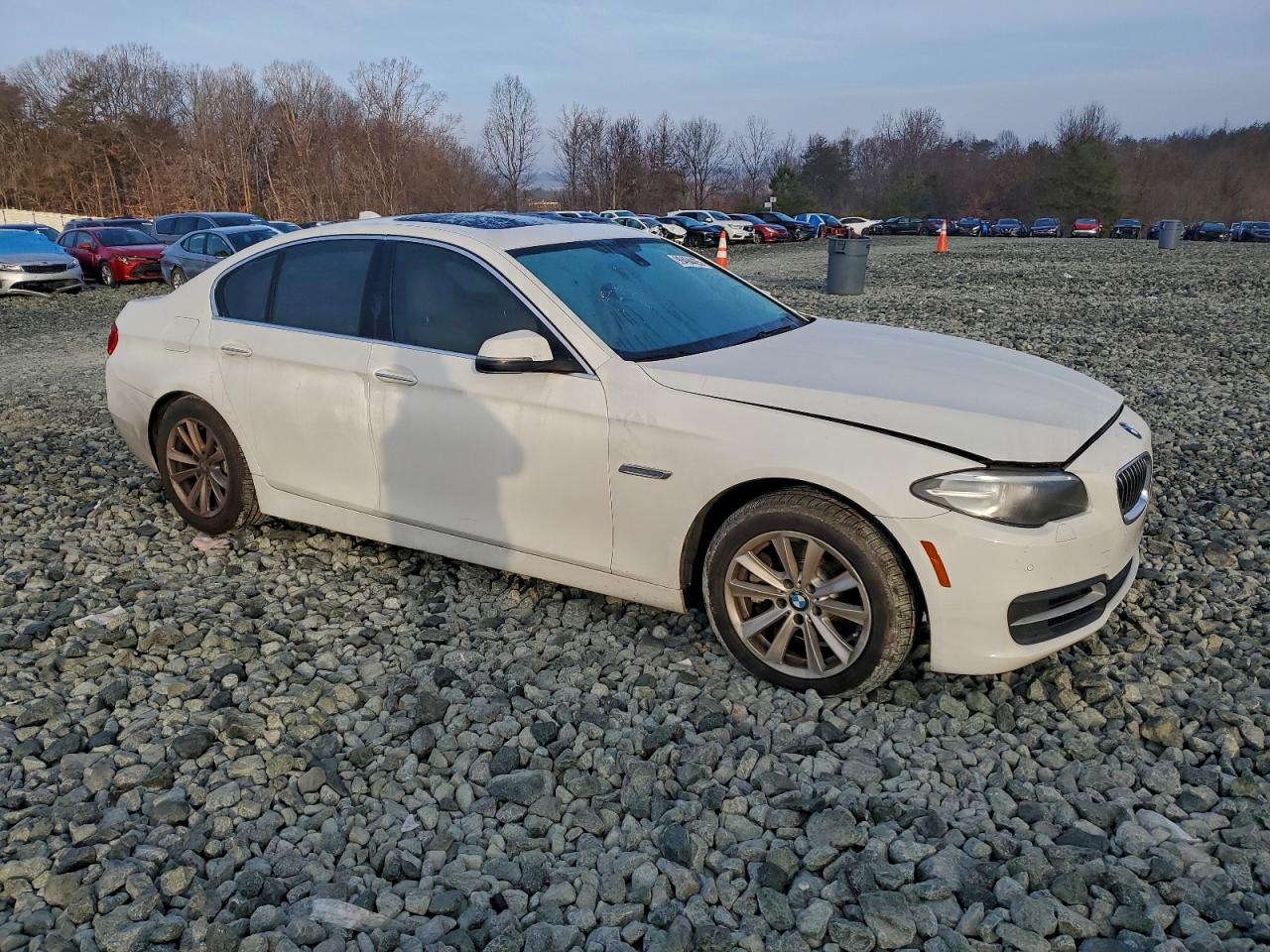 BMW 5 Series I Image 11