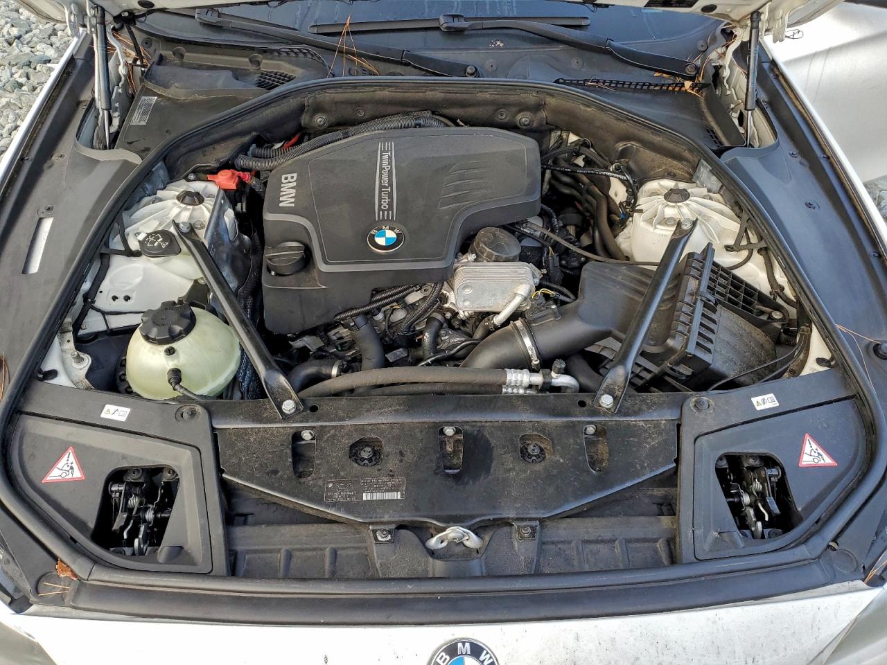 BMW 5 Series I Image 5