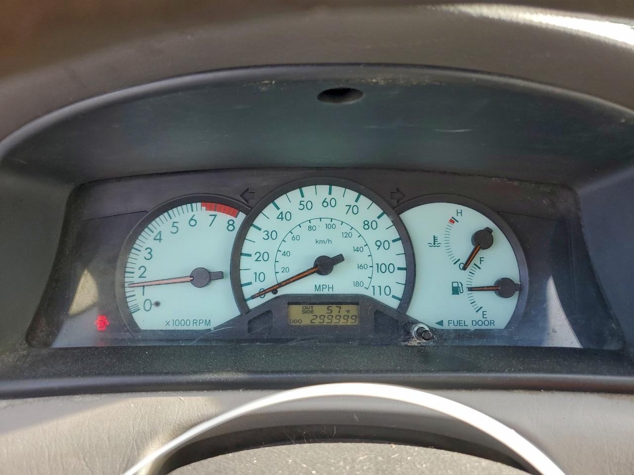 Toyota Corolla Ce Image 12