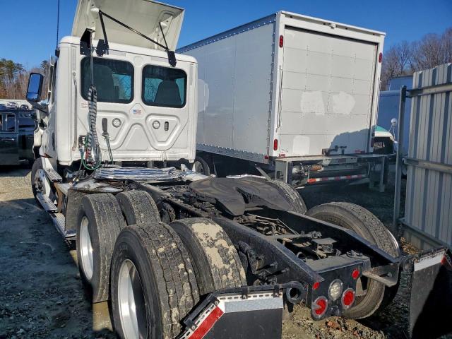 Freightliner Cascadia 1 Image 2